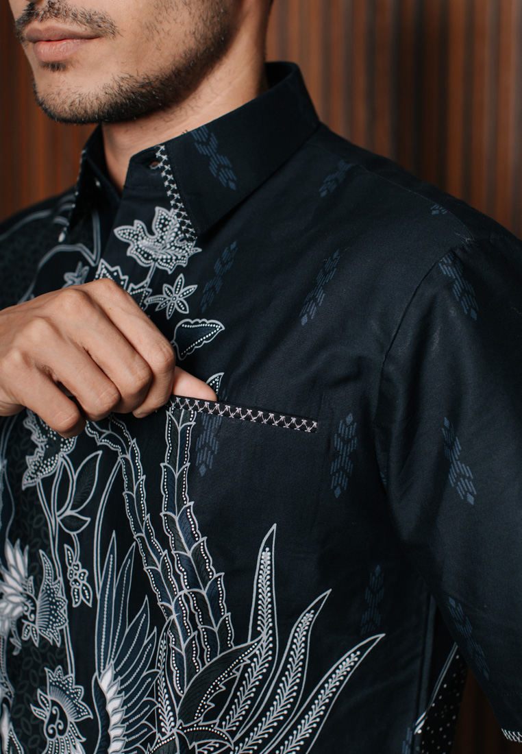 Hadinata Embroidery Batik Kemeja Pendek Prakash Prita-2